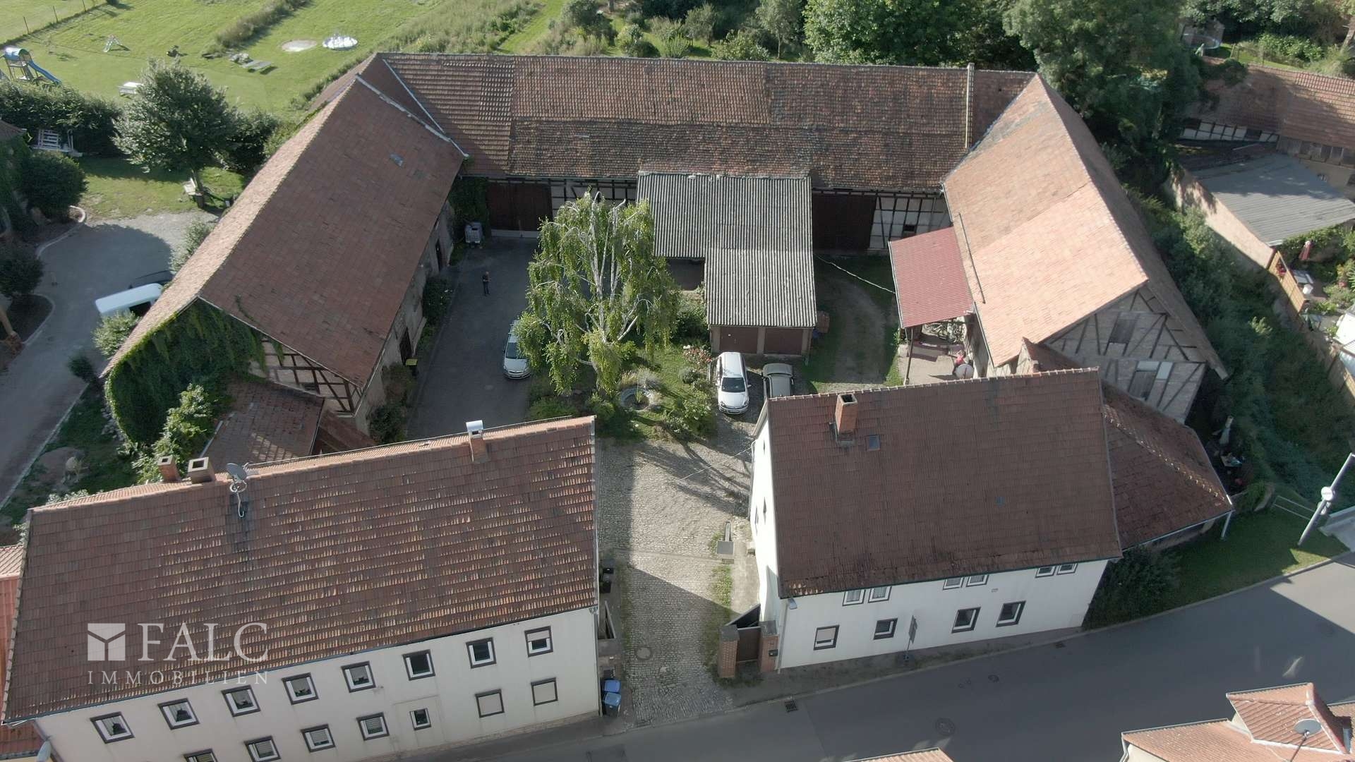 Vierseitenhof Luftperspektive 